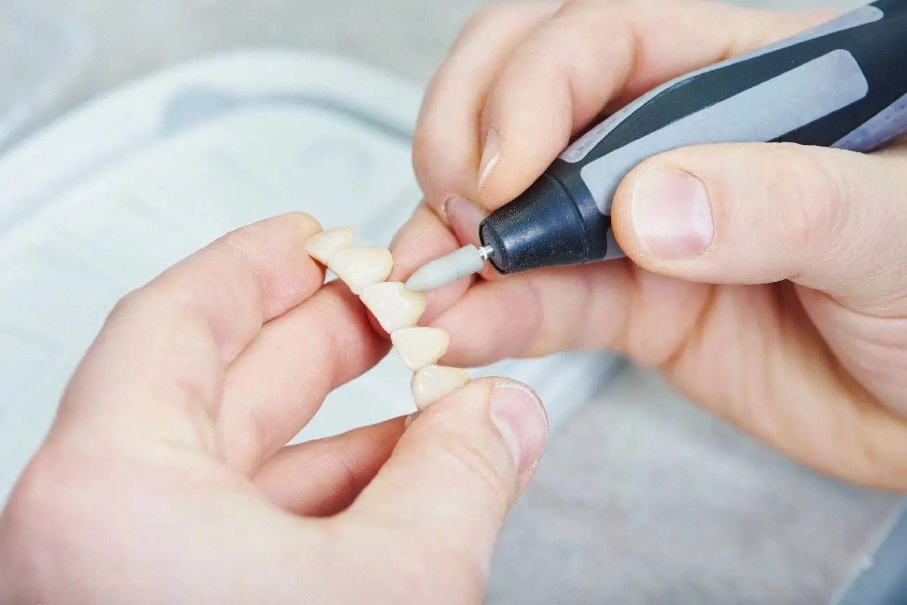 Shofu Acrylic Contouring And Finishing Kit