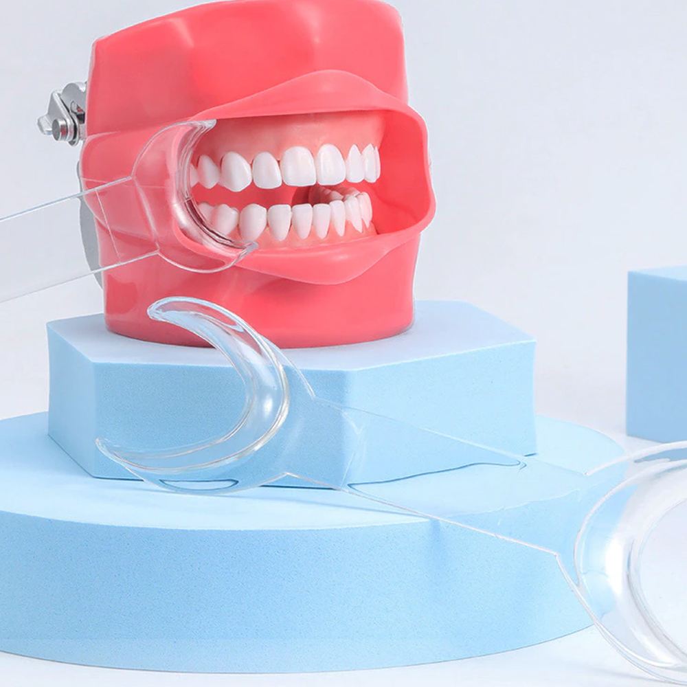 ET Dental Double Sided Cheek Retractor 