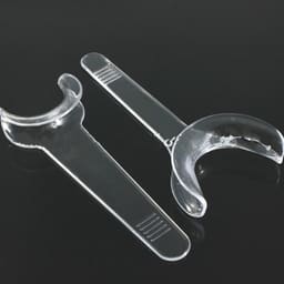 ET Dental Cheek And Lip Retractors - 15