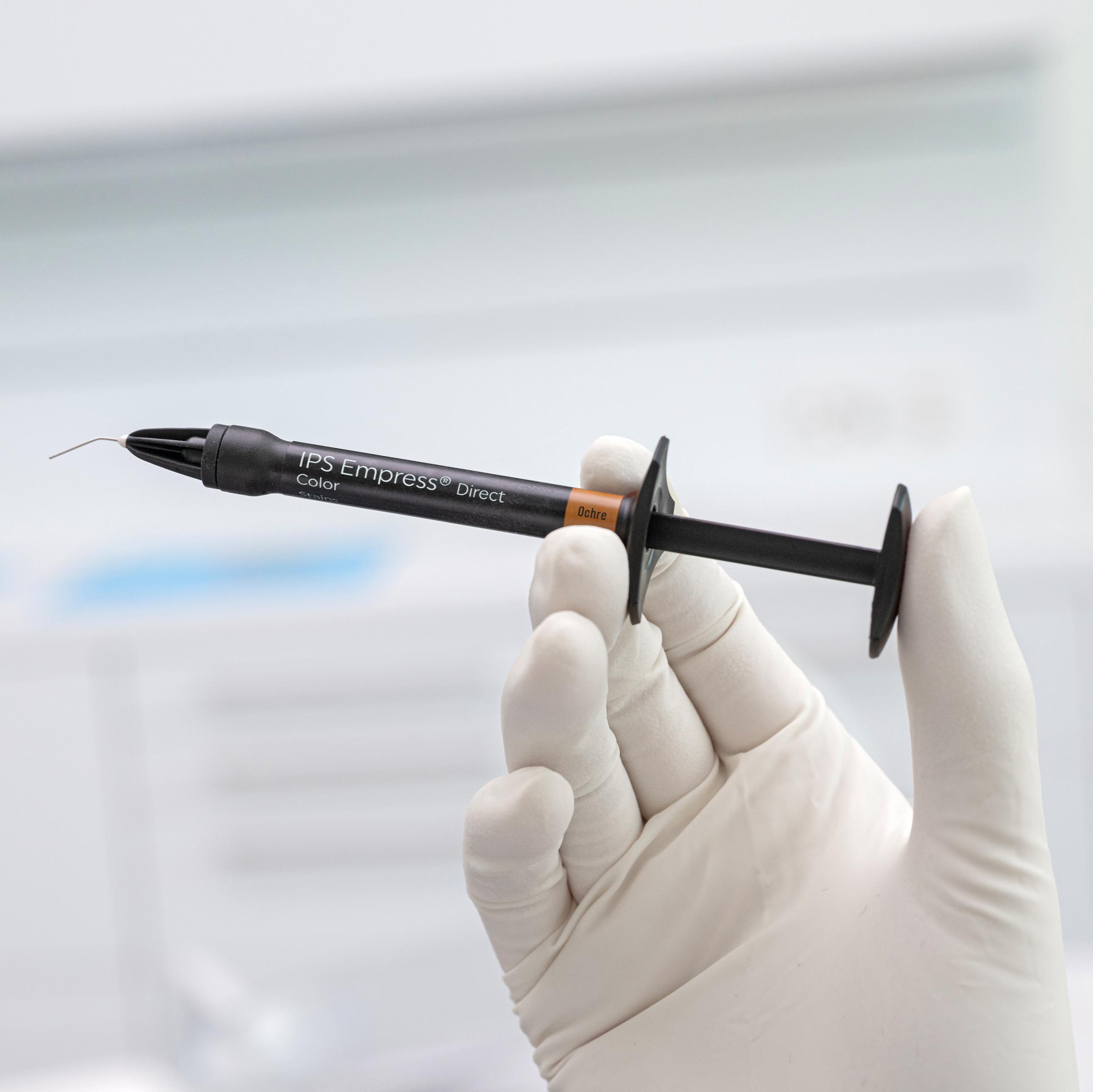 Ivoclar IPS Empress Direct Filling Colored Composite Syringes 1gm