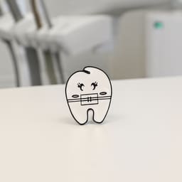 iDENTical Tooth With Bracket Shape Brooch - Pack Of 1 (ZYR-4065) - 5