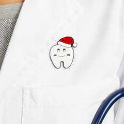 iDENTical Tooth With Santa Hat Shape Brooch - Pack of 1 (ZYR-4062) - 4