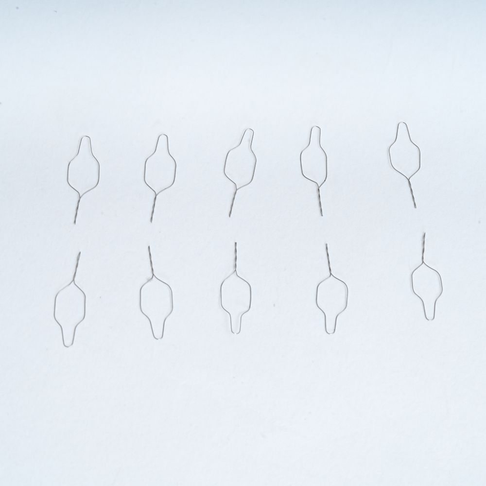 UU Ortho Preformed Ligature Wire Twisted Short 2.5cm (Pack of 100)