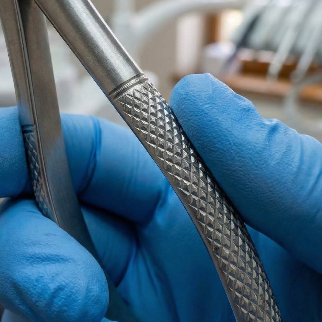 GDC American Forcep Cowhorn First & Second Lower Molars # 23 (F23)