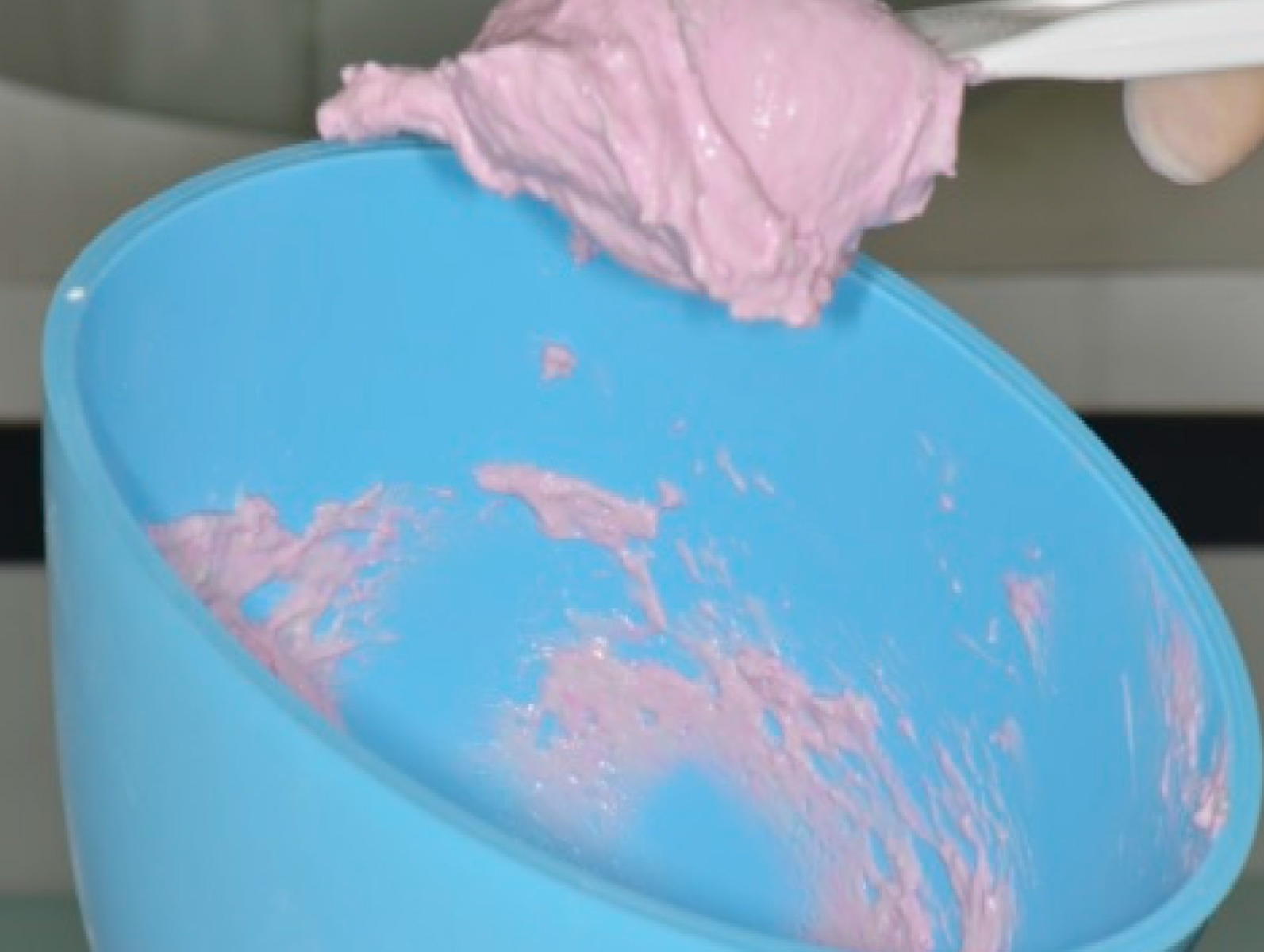 ET Dental Mixing Bowl & Spatula - Universal Kit