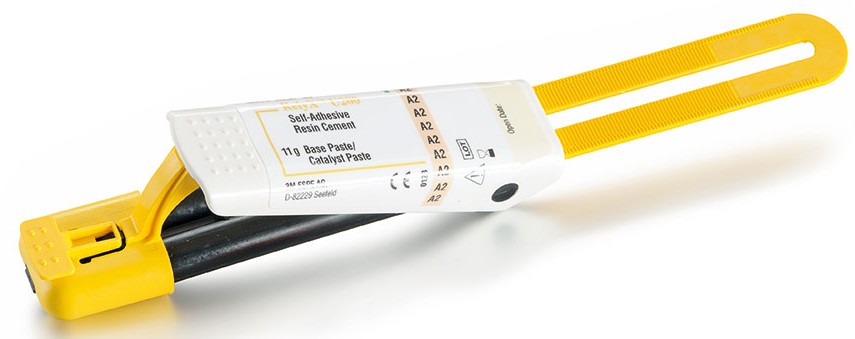 3M ESPE Relyx U200 Self-Adhesive Resin Cement - Translucent (Clicker Dispenser)