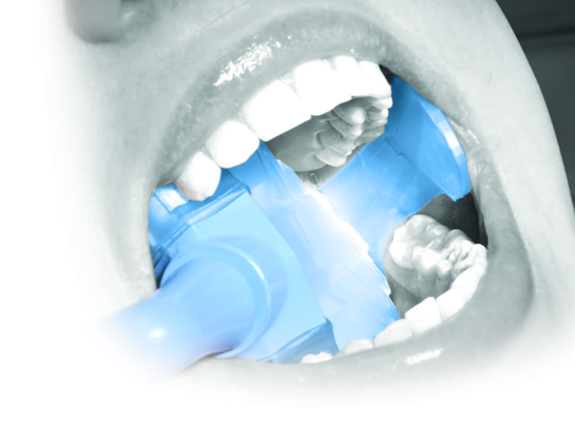 Mr Thirsty One Step (Retractor Cum Suction)