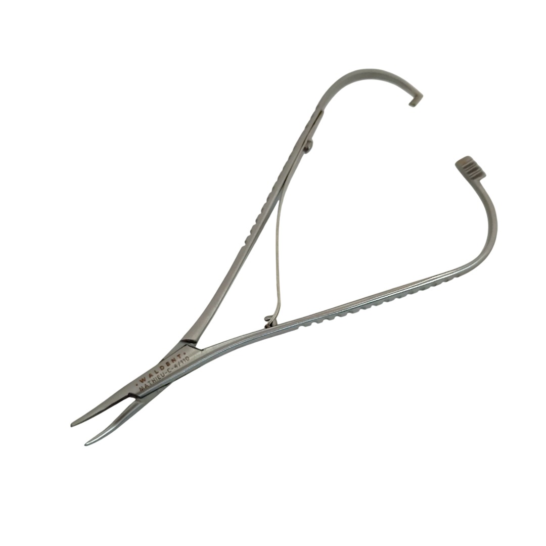 Waldent Mathieu Needle Holder