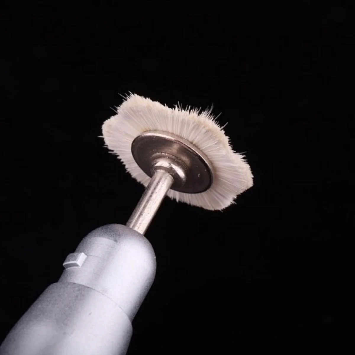 Diashine Round Brush - RA Latch Type (Pack Of 12)